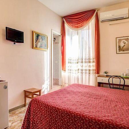 Millyhouse Bed and Breakfast Rom Rum bild